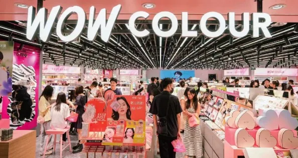 중국 WOW COLOUR 매장 입점 현장